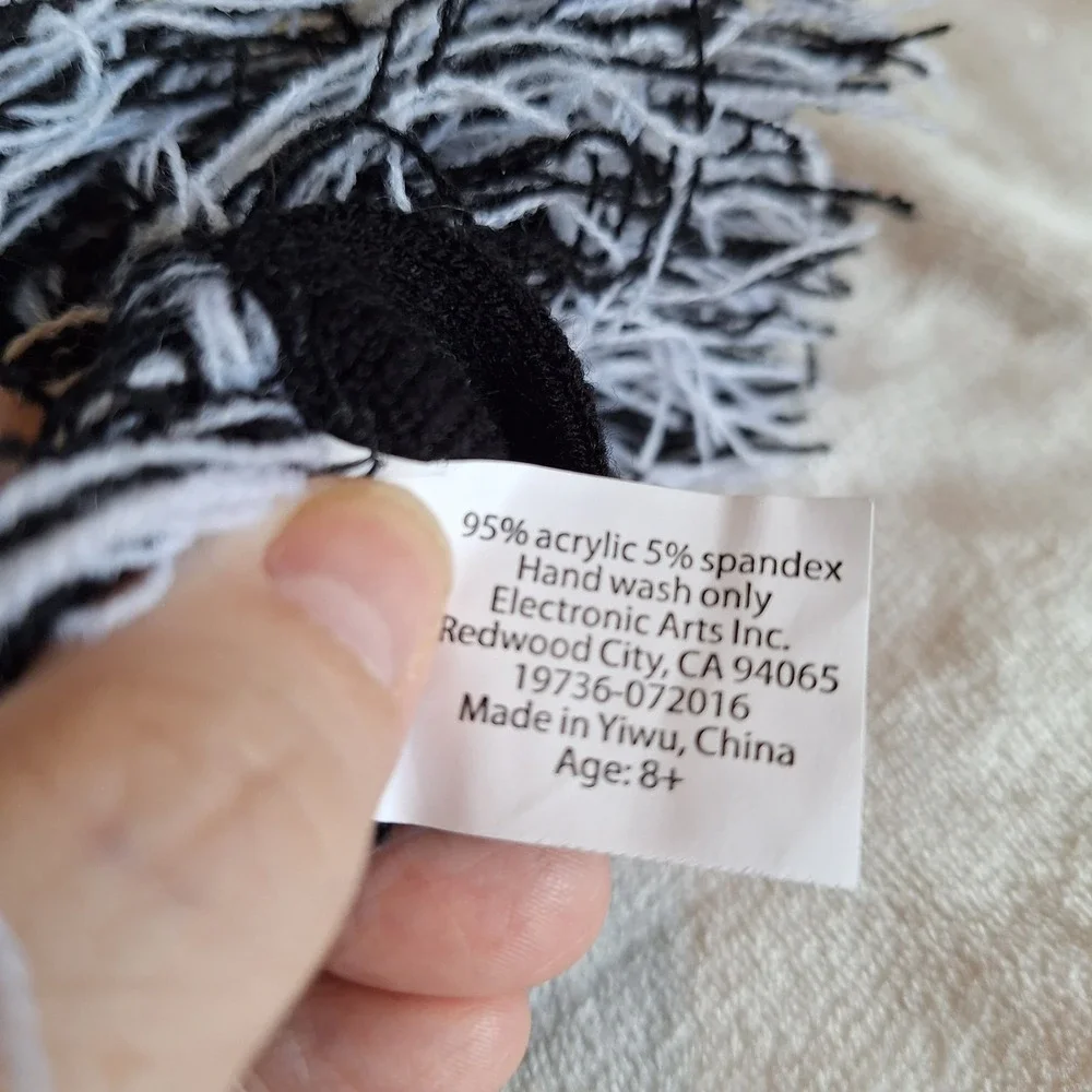 EA Sports Winter Scarf Black White Logo Fringe 60